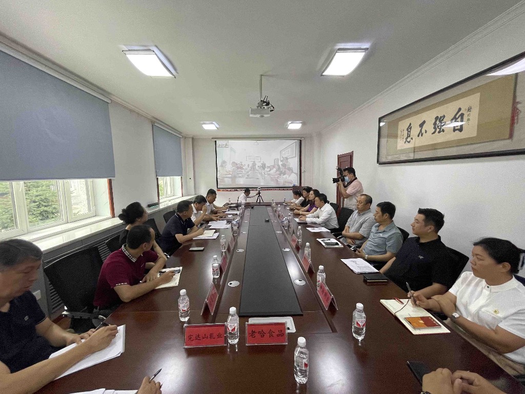 http://www.anhuixingfujia.com.cn/images/article/19_1693883519335667.jpg
